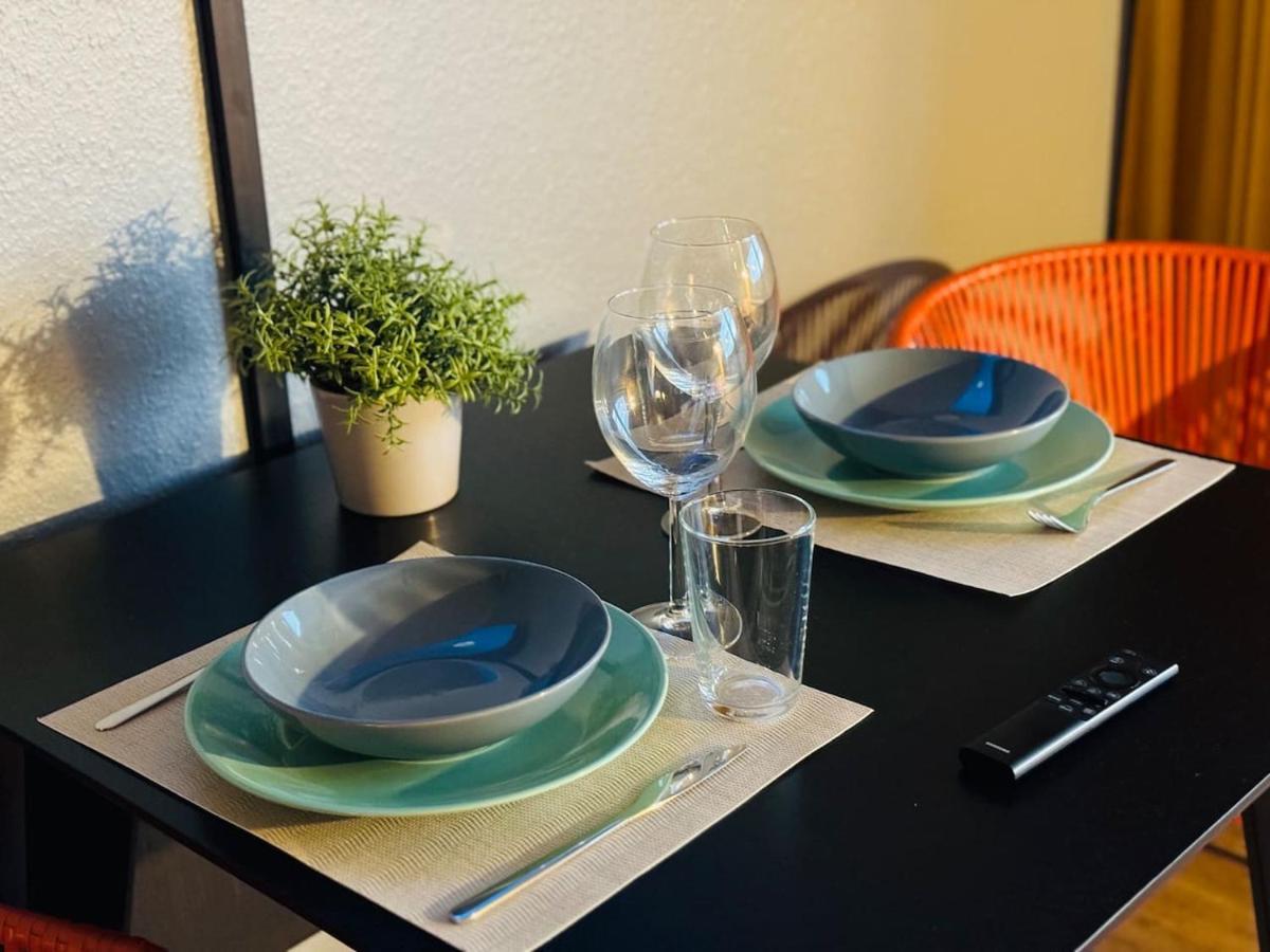 Klassen Stay - Design Studio In 11 Etage - Tolle Aussicht - Sauna, Pool - Netflix Лахщайн Екстериор снимка
