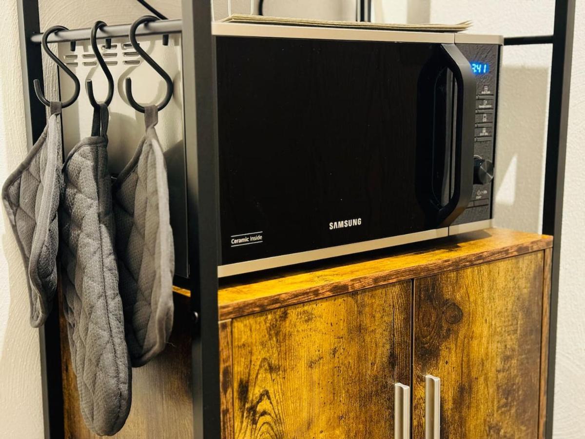 Klassen Stay - Design Studio In 11 Etage - Tolle Aussicht - Sauna, Pool - Netflix Лахщайн Екстериор снимка